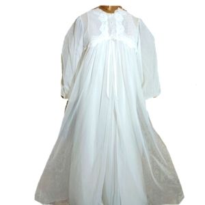 Vintage Artemis Gossard lacy white bridal peignoire set